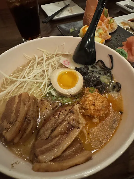 Aki Nom Nom Sushi and Ramen Picture 6