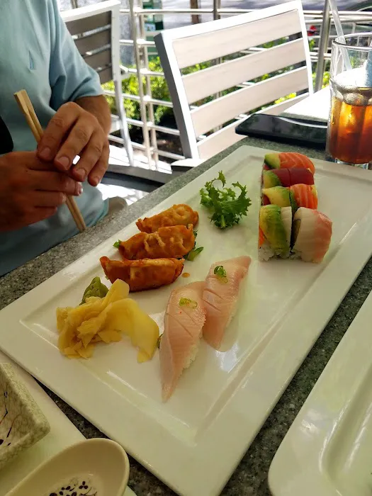 Yummy Sushi Picture 2