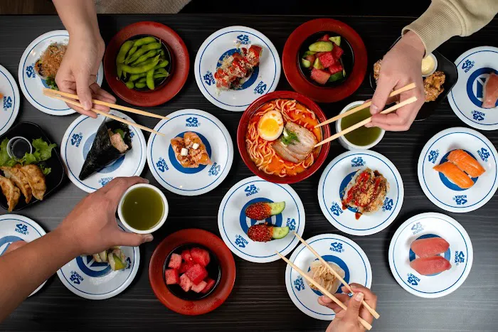 Kura Revolving Sushi Bar Picture 3