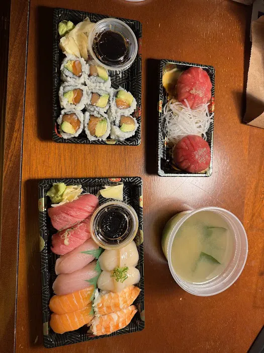Vic Sushi Bar Picture 3
