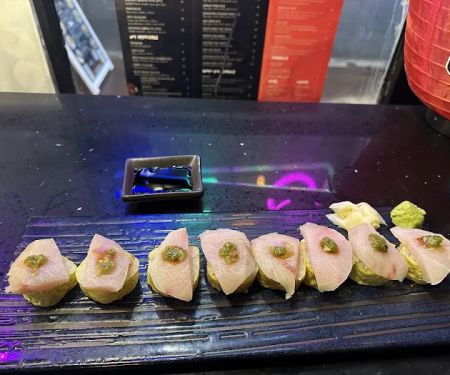 OISHI Yakitori Sushi