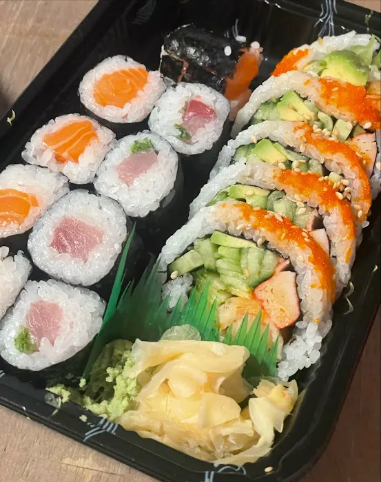 Tomo Sushi & Sashimi (H-Mart 2nd Floor) Picture 2