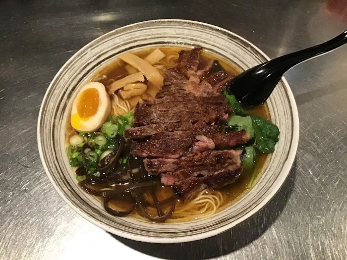 Momoyama Ramen & Hawaiian BBQ II Picture 3