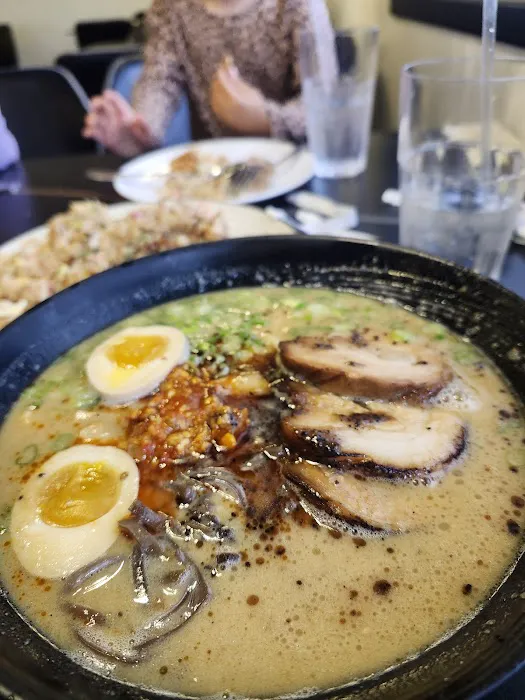 Momoyama Ramen & Hawaiian BBQ II Picture 6
