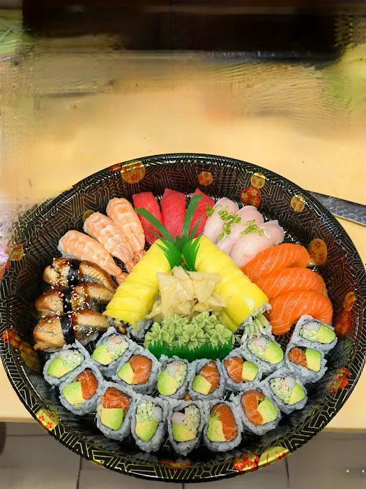 Vic's SuShi Havertown Picture 3