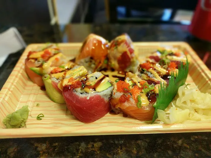 Vic's Sushi Rosemont Picture 4