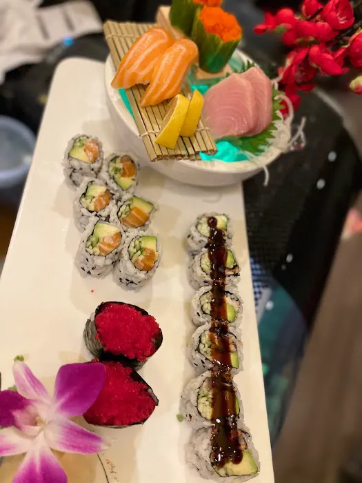 Hayashi Sushi Picture 3