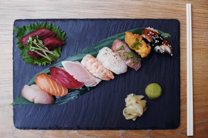DK Sushi Picture 5