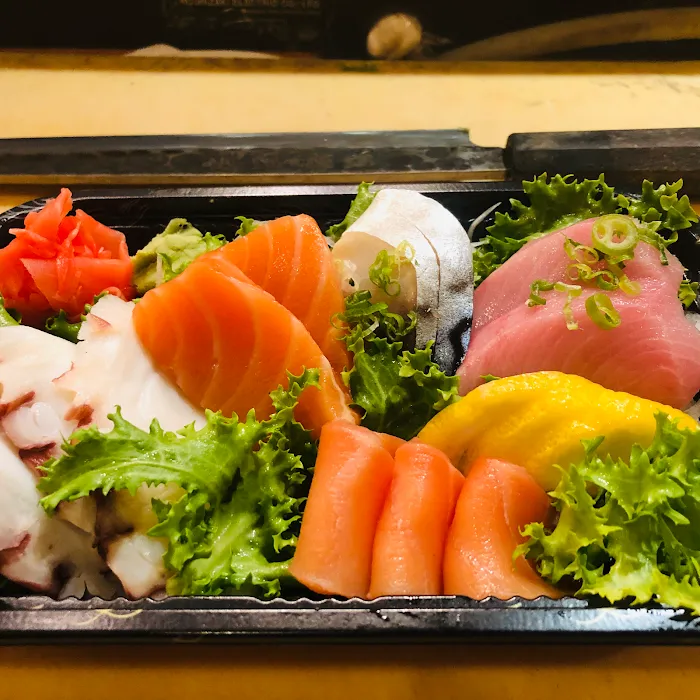Tomo Sushi Japanese Restaurant Picture 3