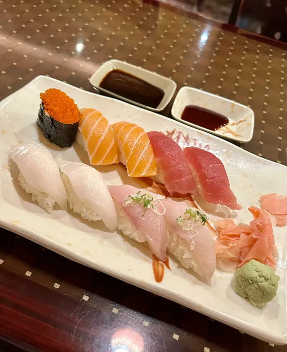 Tomo Sushi Japanese Restaurant Picture 8