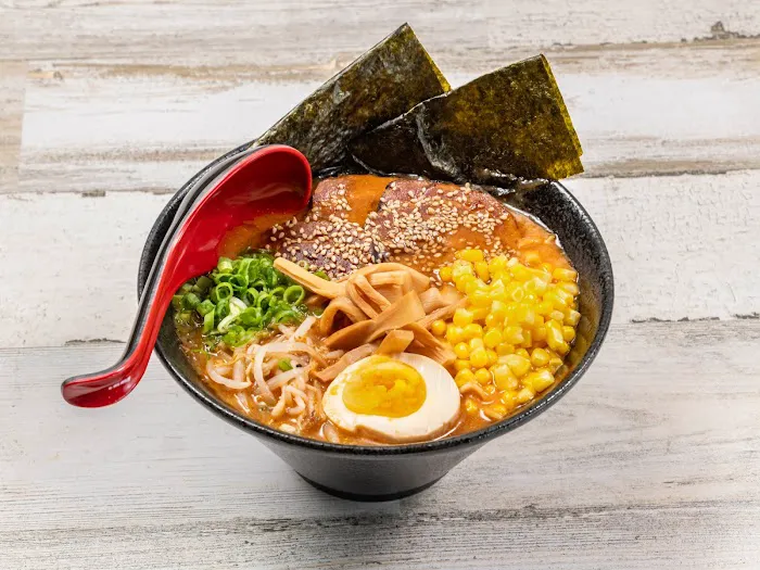 Rakkii Sushi & Ramen Picture 3