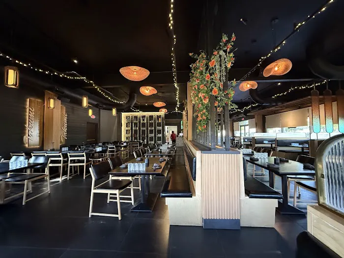 TAKUMI BISTRO & BAR Picture 2
