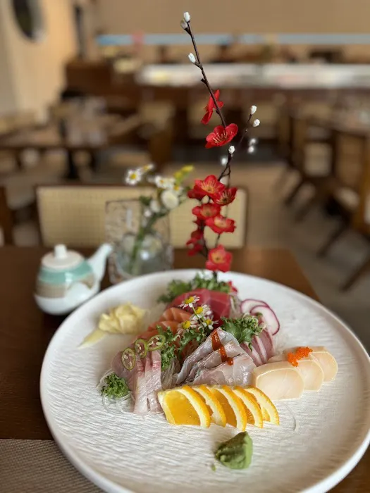 OTAKA SUSHI & RAMEN Picture 9