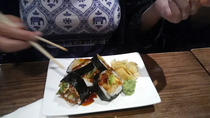 Sumo Sushi Picture 5