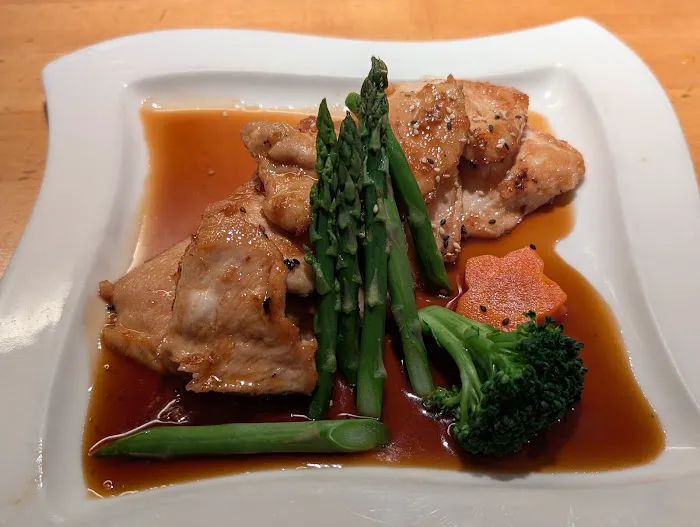 New Leaf Chinese & Japanese Cuisine Picture 9