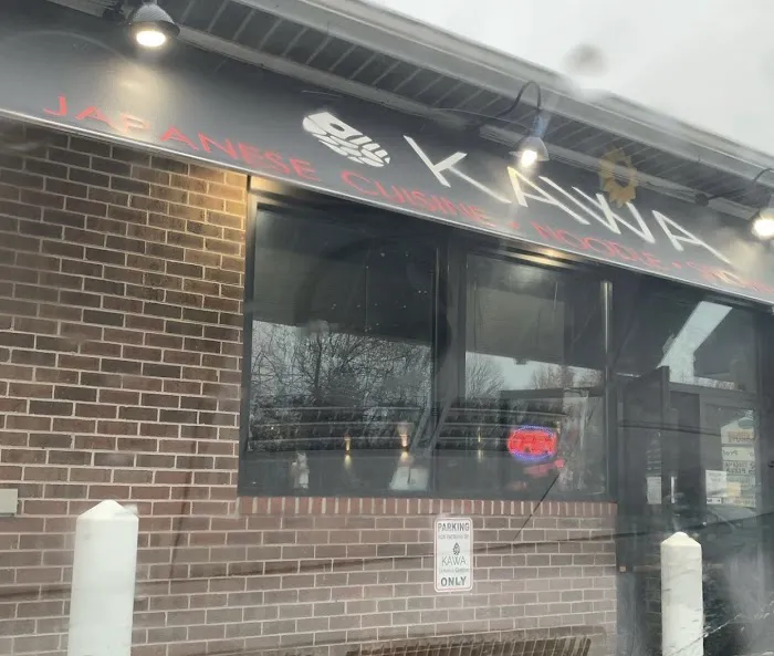 KAWA Japanese Cuisine sushi bar Picture 9