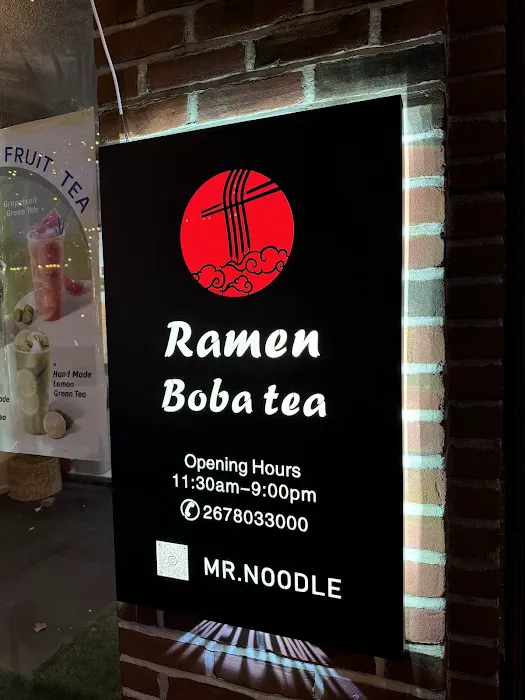 Mr.Noodle Picture 8