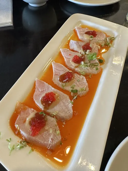 Masamoto Asian Grill & Sushi Bar Picture 6