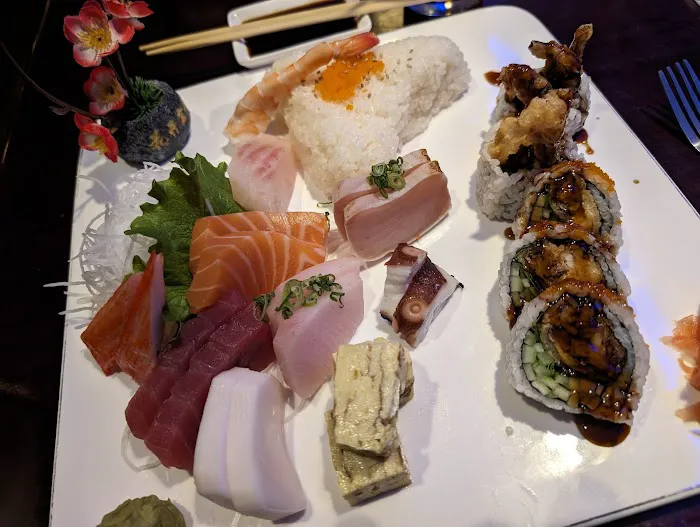 Sushi Sumo Picture 3