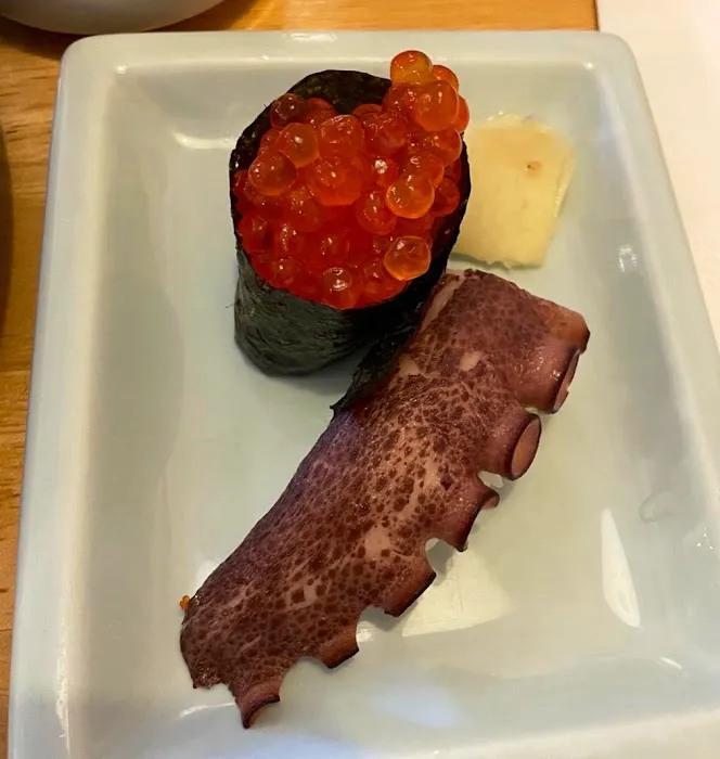 Yoshi Sushi Picture 5