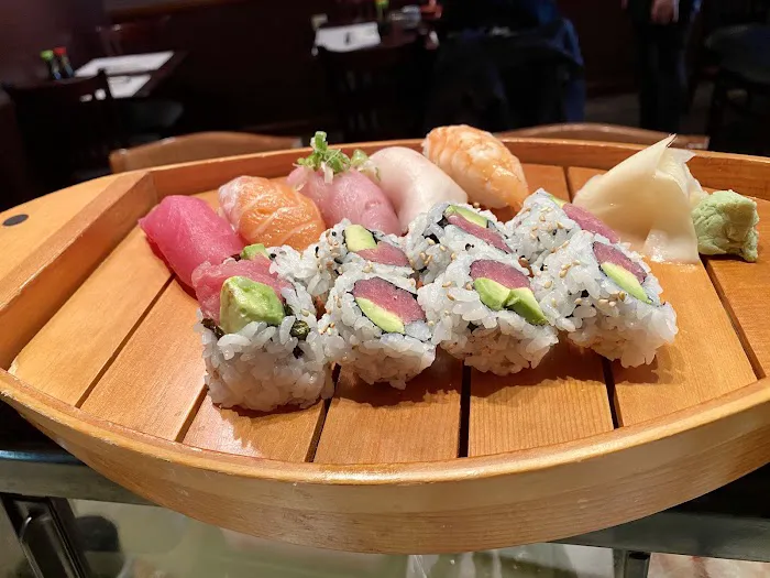 Sushi Na-Ra Japanese Restaurant Picture 5
