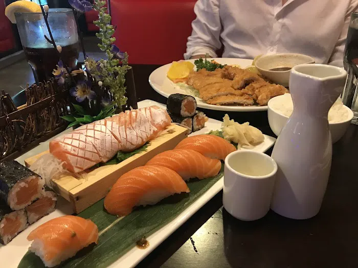 Mr. Fuji Sushi & Hibachi - Clifton Park Picture 6