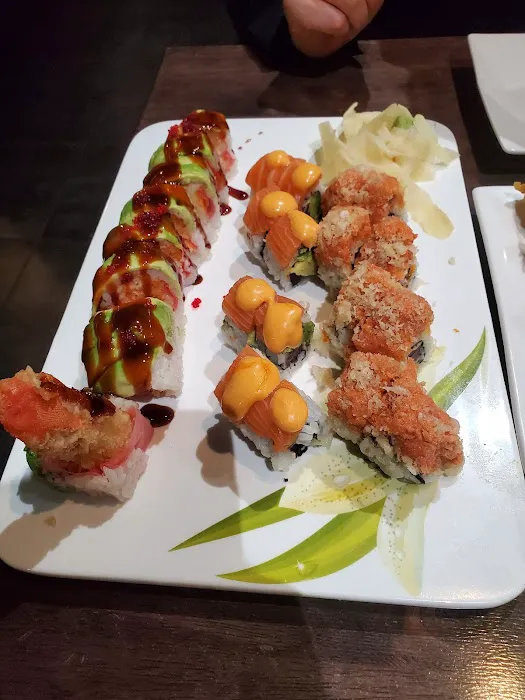 Momiji Sushi Steakhouse & Bar Picture 5