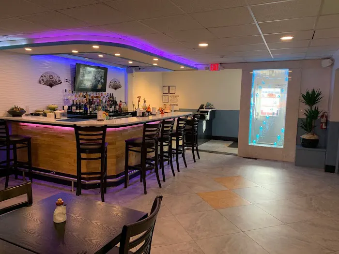 Legend Sushi Bistro Picture 2