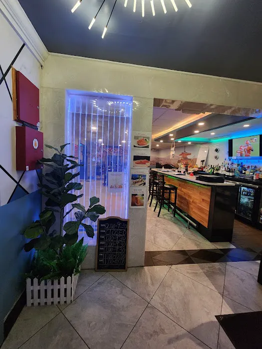 Legend Sushi Bistro Picture 5