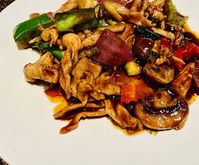 Red Lantern Sushi & Asian Kitchen Picture 8