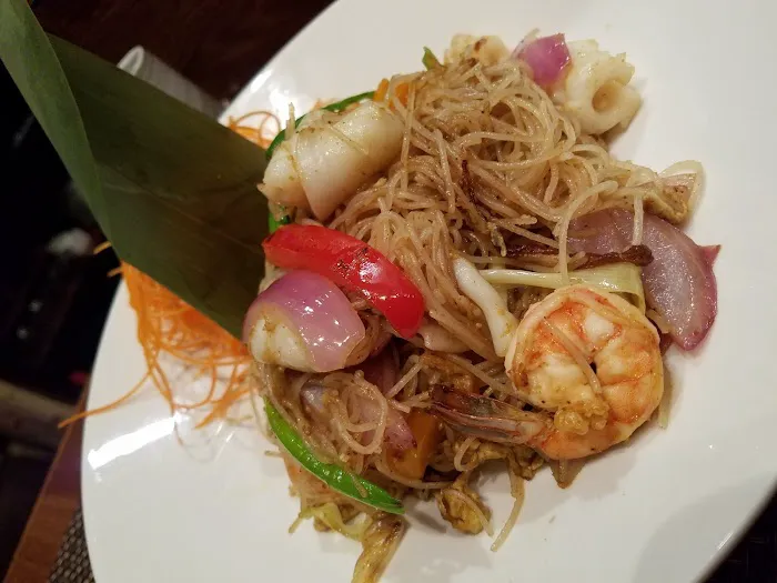 Red Lantern Sushi & Asian Kitchen Picture 10