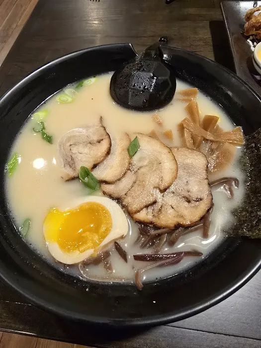 Maken Zi Ramen & Rice Bowls Picture 1