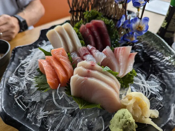 Takara Japanese Restaurant Picture 4