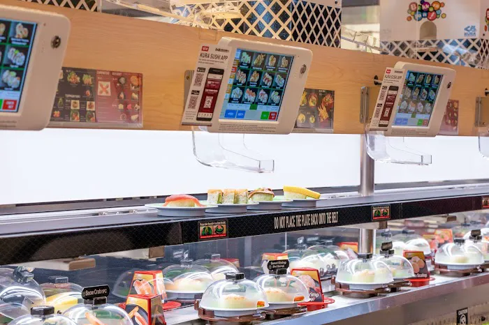 Kura Revolving Sushi Bar Picture 1