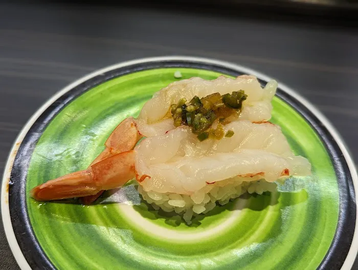 Kura Revolving Sushi Bar Picture 4