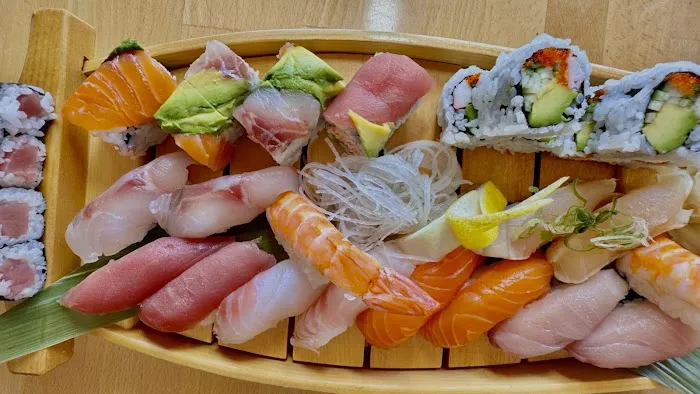 Mr. Sushi Picture 5