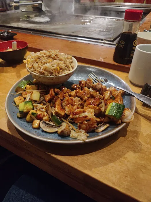 Takumi Sushi & Hibachi Picture 10