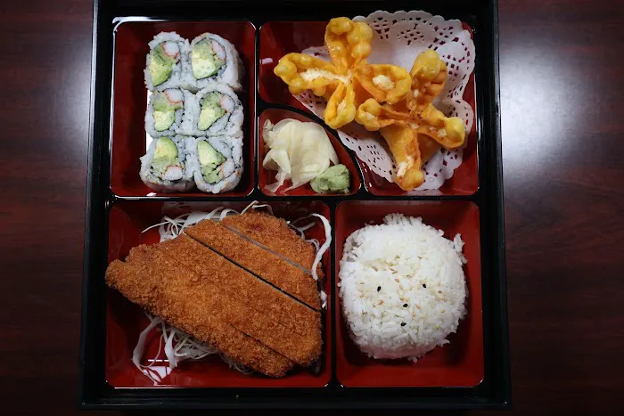 OCHI Sushi and Ramen Picture 6