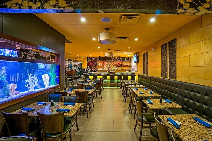 Fin's Sushi & Grill Picture 1