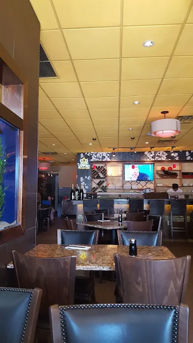 Fin's Sushi & Grill Picture 10