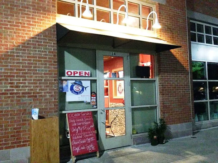 Ocean Sushi Restaurant Picture 2