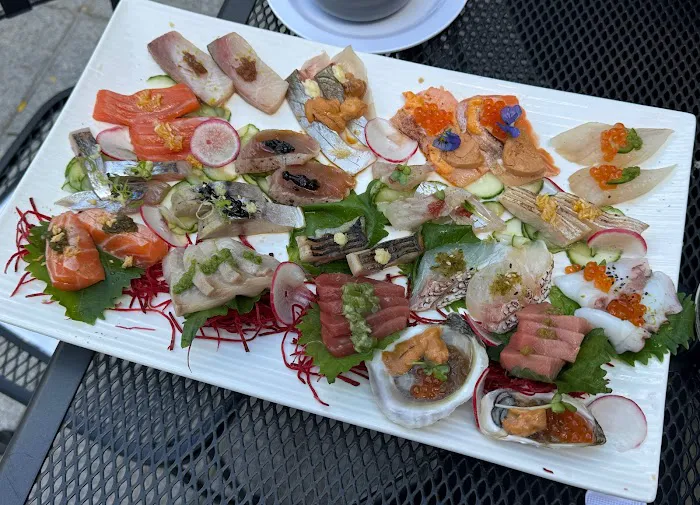 Mojo Sushi Picture 8