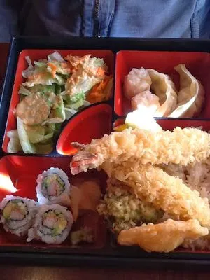 Yoshimama Japanese Sushi Bar Picture 2