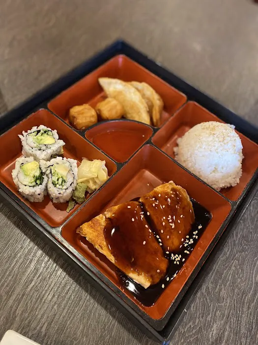 Yoshimama Japanese Sushi Bar Picture 10