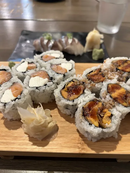 Maluken and Sushi Express Picture 6