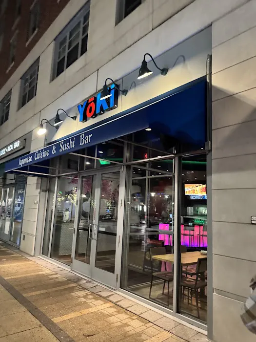 YōKi Japanese Restaurant & Bar - Ramen & Sushi Place Picture 1