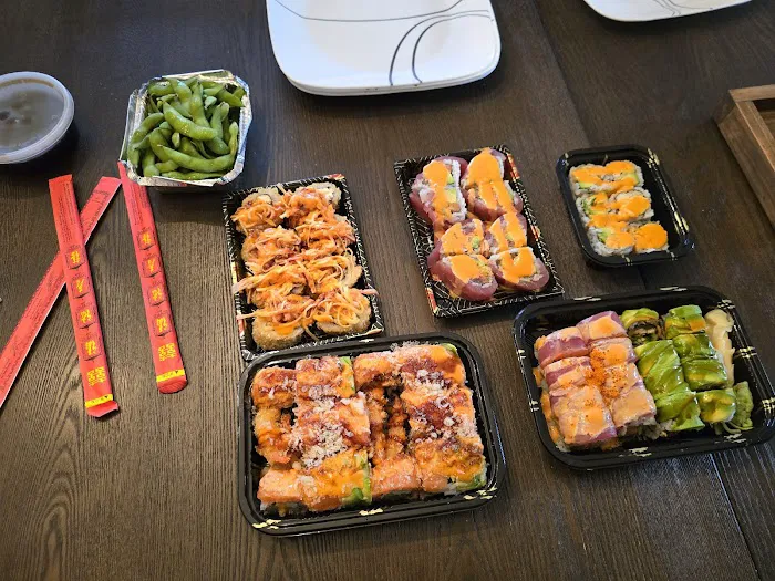 Yaka Sawa Sushi and Grill Picture 4