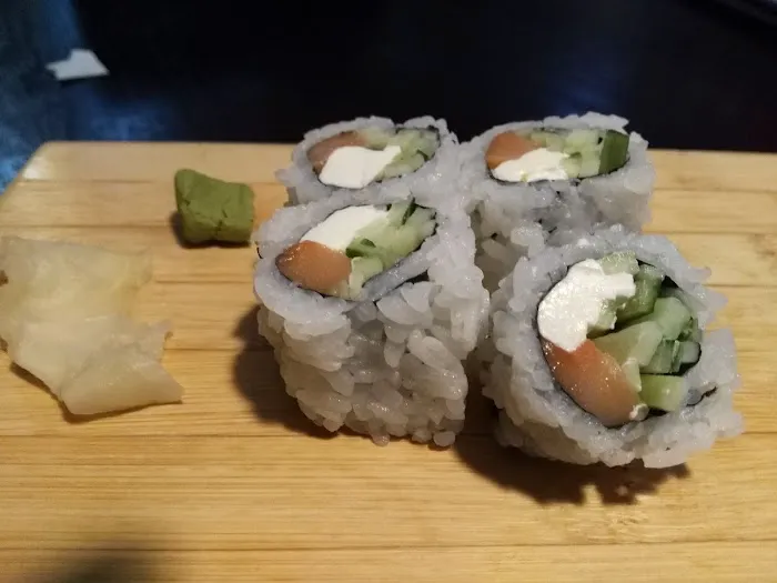 Yaka Sawa Sushi and Grill Picture 3
