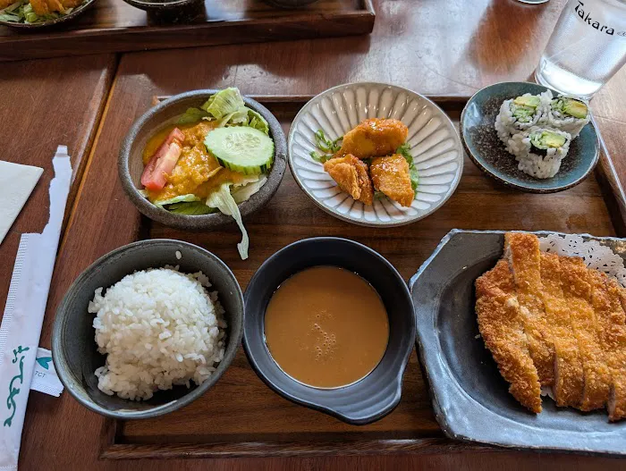 Takara Japanese Restaurant Picture 3