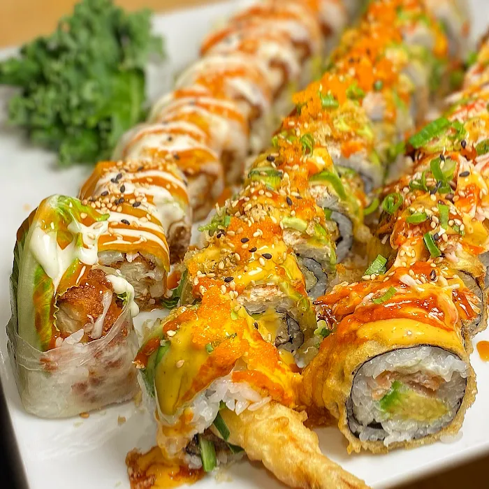 MAKI SUSHI BAR & GRILL Picture 5